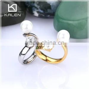 Cheap Hot Sale Pearl and Rhinestone Design Stainless Steel Fashion Rings for Girls thumbnail-1