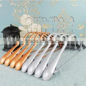 PVC Coated Metal Clothes Colourful Hanger With Bar thumbnail-3