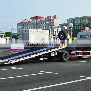Dongfeng Right Hand Drive 4T Flatbed Tow Truck thumbnail-4