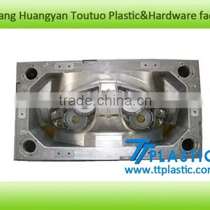 Professional Truck Expansion Tank Coolant Reservoir Injection and Welding Mould thumbnail-1