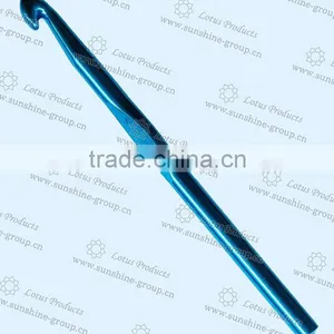 High Quality Colorful Electoplating Aluminum Crochet Hook thumbnail-1