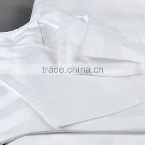 Hot Selling 100% Polyester Fiber Hotel Pillows Cotton Fabric Needlepoint Pillows thumbnail-6