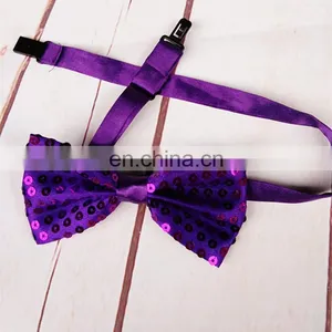 Christmas Large Sequin Flashing Bow Tie thumbnail-5