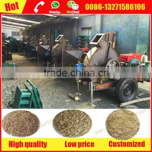 Professional Mobile Diesel Engine Wood Sawdust Crusher With 5-10% Discount thumbnail-1