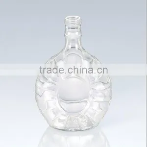Famous Brand and High-class Glass Champagon Bottle With Diamand Lid for Red Wine thumbnail-1