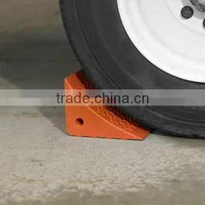 2.1kg PU Wheel Chock Blocks for Parking thumbnail-2