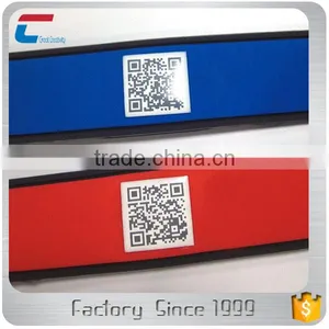 Wholesale Price QR Code Lost People Children Tracking NTAG 213 Rfid Silicone Bracelet Wristbands thumbnail-3