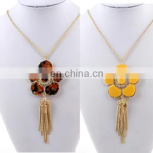 Classic Acrylic Tortoise Pendant Hot Sale Flower Gold Tassel Necklace thumbnail-1