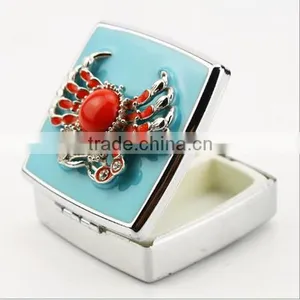 Top Grade Decorative Diamond Crab Metal Trinket Pill Box thumbnail-1