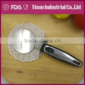 Food Grade Stainless Steel Pizza Knife (v561) thumbnail-2
