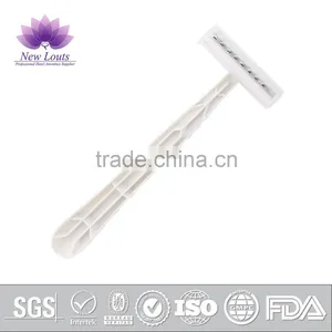 Wholesale Personal Care Triple-blade Disposable Shaving Razor thumbnail-2