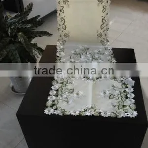Table Runner Set thumbnail-1