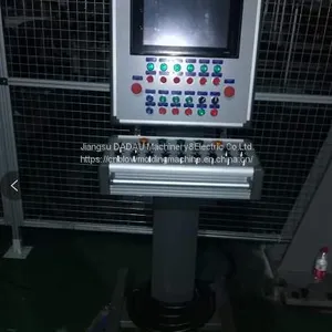 6 Layers Car Fuel Tanks Blow Molding Machine thumbnail-5