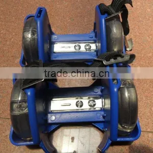 Plastic Heavy Duty Skates With Led Light thumbnail-2