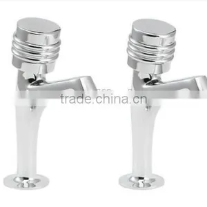 Round Handle Brass Wash Basin Pillar Taps (Pair) thumbnail-1