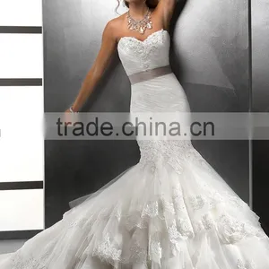 White Beautiful Wedding Dress thumbnail-1