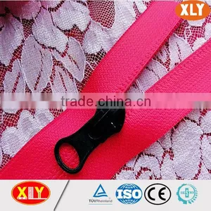 Zipper Manufacturer Pvc Waterproof Zipper for Bag thumbnail-3