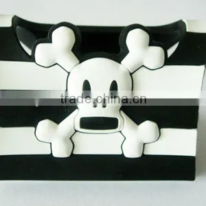 Skull Shaped Mobile Phone Head Desk Holder thumbnail-1