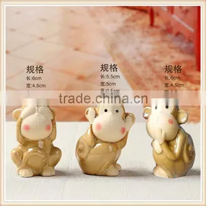 Ceramic Monkey Figurine for Monkey Year Promotional Gift thumbnail-3