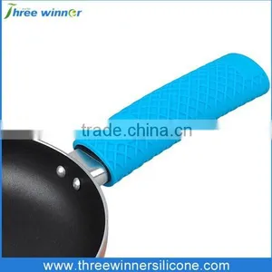 Heat Resistant Silicone Pot Handle Cover thumbnail-1