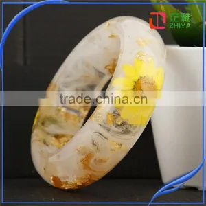 ZHIYA 2016 Series Fashion Clear Resin Bangle Cloud Effect With Real Dried Yellow Chrysanthemum Flowers Gold Foil thumbnail-1