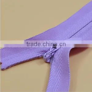 Closed End Auto Lock Invisible Zipper With White Tape thumbnail-6