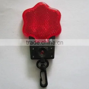Halloween Decorative Light Flower Shape Plastic Led Light Keychain thumbnail-1