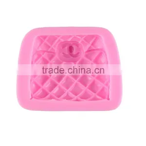 Silicone Mold Chocolate Fondant Cake Mold Tool DIY Baking Cake Decoration - Fashion Bag 1688 Agent thumbnail-3
