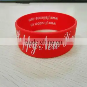 Widely Big Size Personalized Silicone Bracelets thumbnail-1