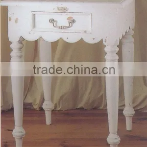 Grand Small Table thumbnail-1
