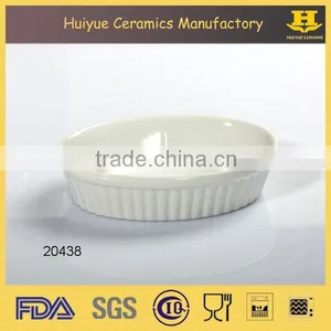 Porcelain au Gratin Microwave Oval Baking Dish thumbnail-1