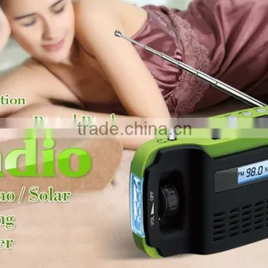 2016 Trending Products Dynamo Digital Display LED Torch AM/FM Solar Rechargable Radio Flashlight thumbnail-6