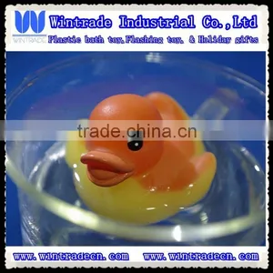 Floating Mini Bath Toy Change Color Duck on Hot Water thumbnail-1