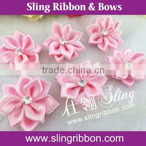 New Arrivals Handmade Pre-tied Satin Ribbon Bows for Sale thumbnail-1