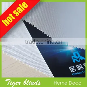 Chinese Lastest Beautiful Outdoor Roller Blind Sunscreen Fabric thumbnail-1