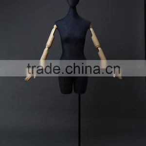 Woods Mannequin thumbnail-6