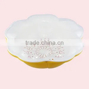 Two Layers Plastic Plum Blossom Shape Kitchen Sieve thumbnail-5