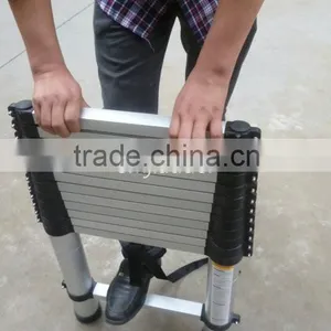 3.2M Aluminium Telescopic Ladder With Carry Bag thumbnail-4