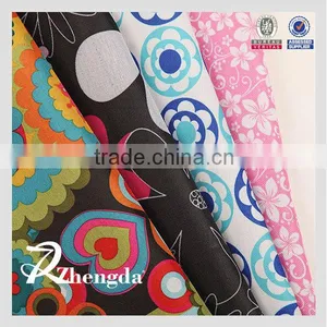 Polyester Oxford Big Flower Print Fabric thumbnail-1