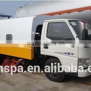 Good Quality JMC Road Sweeping Truck thumbnail-2