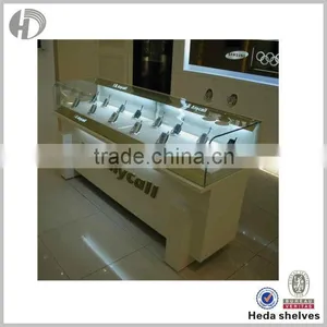 Mobile Phone Shop Fitting thumbnail-1