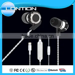High Quality China Supply Wired Earphone With Mic by MFi Manufacutury thumbnail-3
