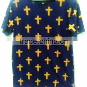 100% ORGANIC COTTON MENS T-SHIRT WITH CROSS PRINT thumbnail-1