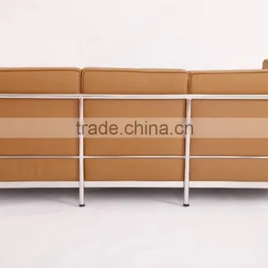 Bauhaus Furniture Supplier Le Corbusier LC2 Sofa Replica thumbnail-3