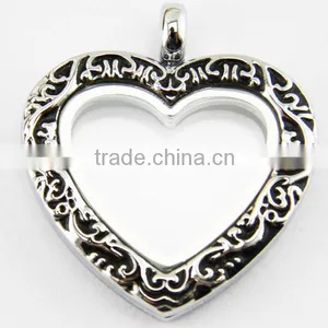 Open Magnet Memory Apple Locket Necklace thumbnail-3