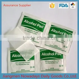 China Made Disposable Sterile Isopropyl Alcohol Prep Pad thumbnail-1