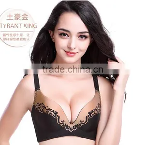 Underwired Bra Design and Sexy Bra Use Triumph thumbnail-3