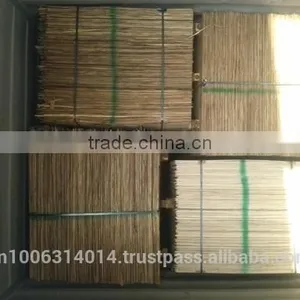 Vietnam High Quality 4'*8' Film Faced Plywood/okoume Marine Plywood for Wholesale Cheap Price thumbnail-2
