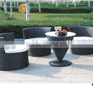 Rattan Sofa Bed thumbnail-1