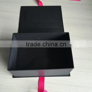 Square Gold Hot Stamping Black Gift Box Packaging the Gift Box With a Envelope thumbnail-2